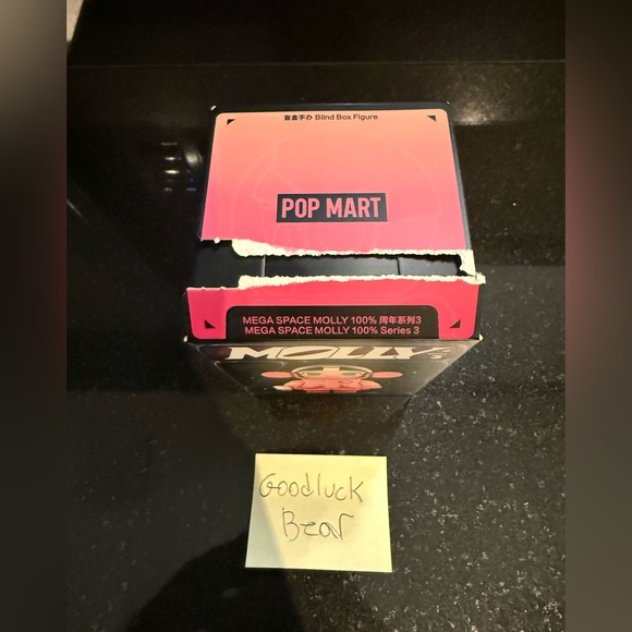 Mega Space Molly Series 3 Blind Box Good Luck Bear - Picture 6 of 7